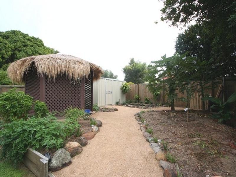 27 Davidson Street, Wynnum QLD 4178