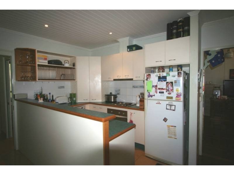 23 Keyes Street, Lota QLD 4179