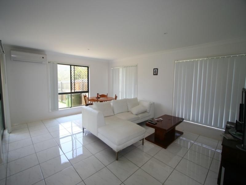 5 Wirra Circuit, Wynnum West QLD 4178