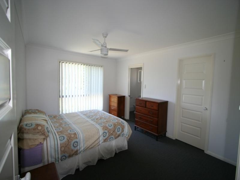 5 Wirra Circuit, Wynnum West QLD 4178