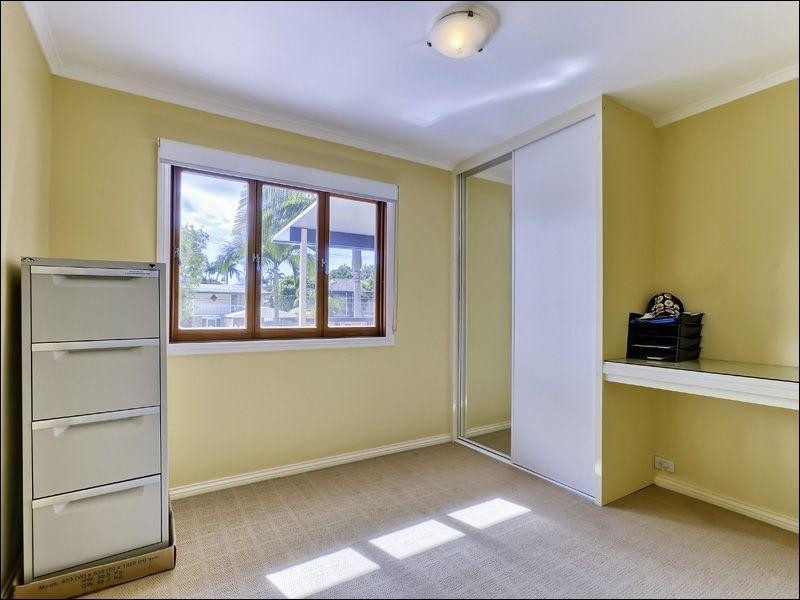 5 Talegalla Street, Wynnum West QLD 4178