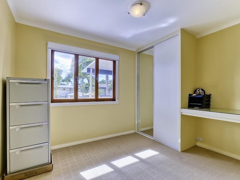 5 Talegalla Street, Wynnum West QLD 4178