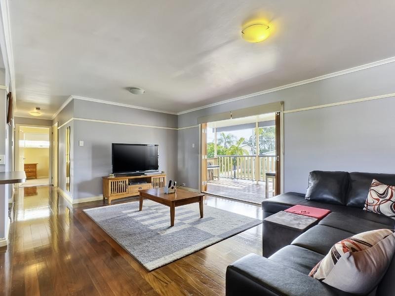 5 Talegalla Street, Wynnum West QLD 4178