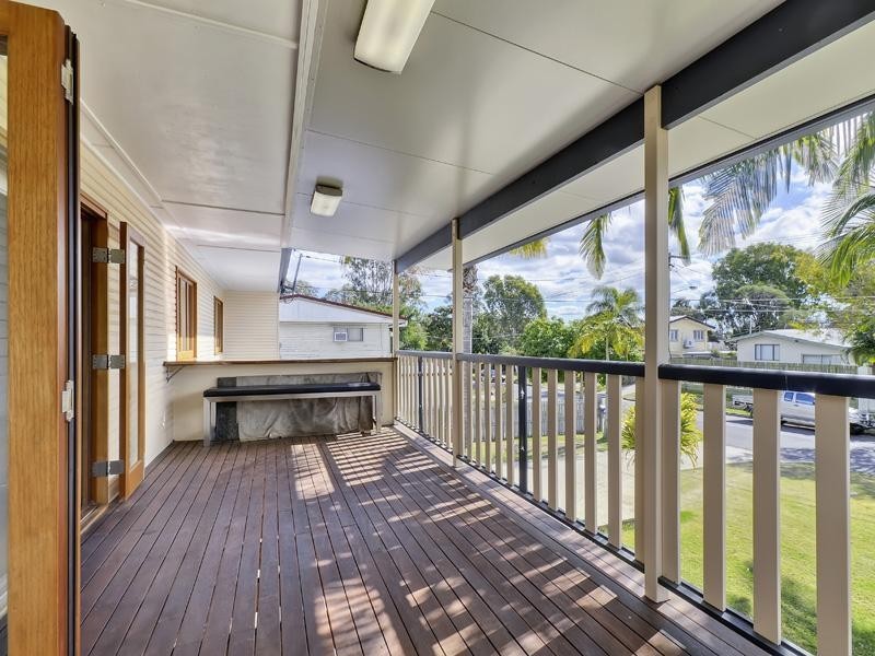 5 Talegalla Street, Wynnum West QLD 4178