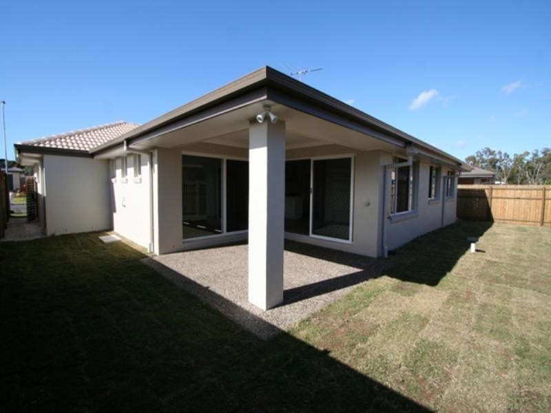 95 School Road, Wynnum West QLD 4178