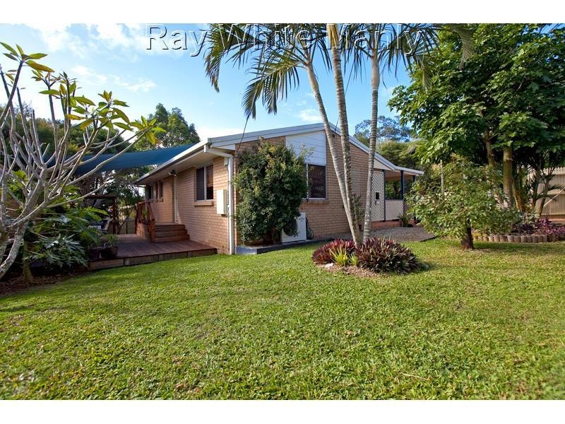 11 New Lindum Road, Wynnum West QLD 4178