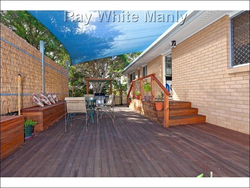 11 New Lindum Road, Wynnum West QLD 4178