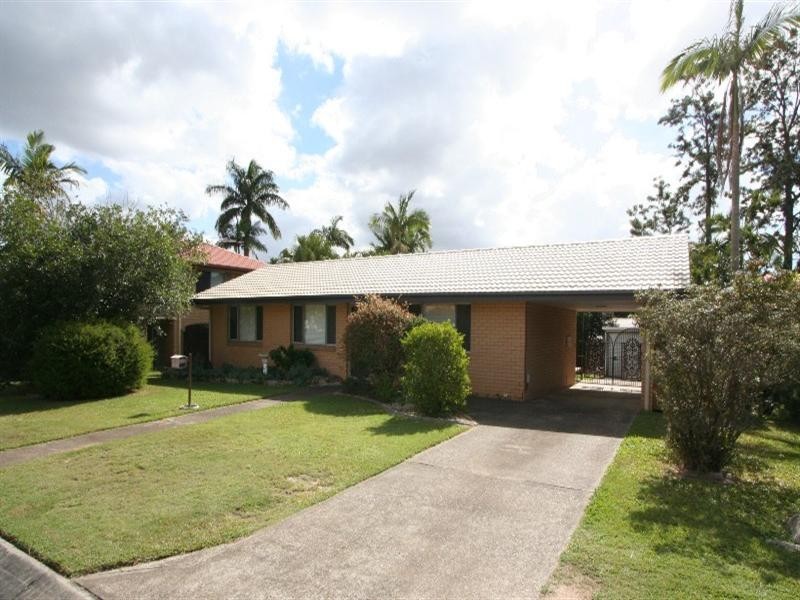 24 Kinsella Street, Belmont QLD 4153