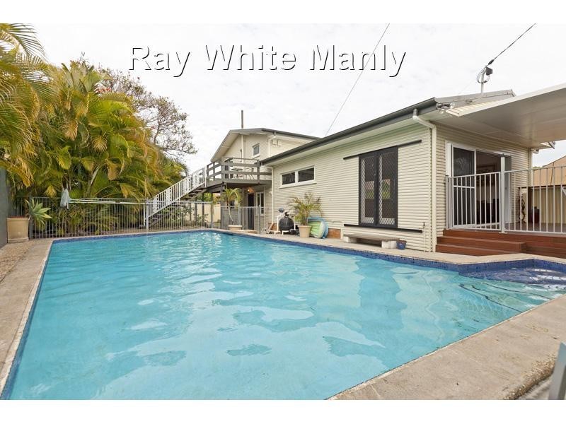 2 Banoon Drive, Wynnum QLD 4178