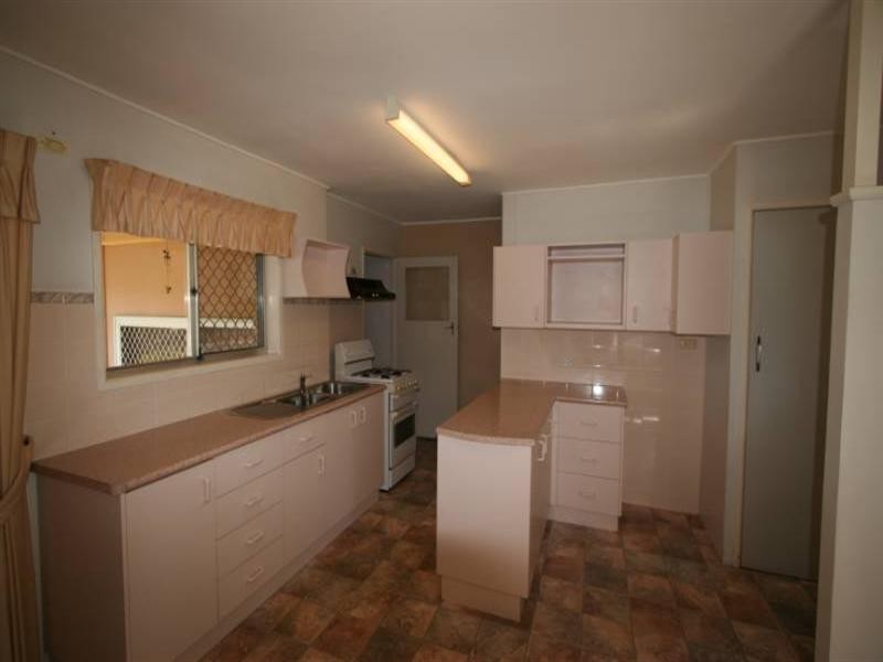 111 Wynnum North Road, Wynnum QLD 4178