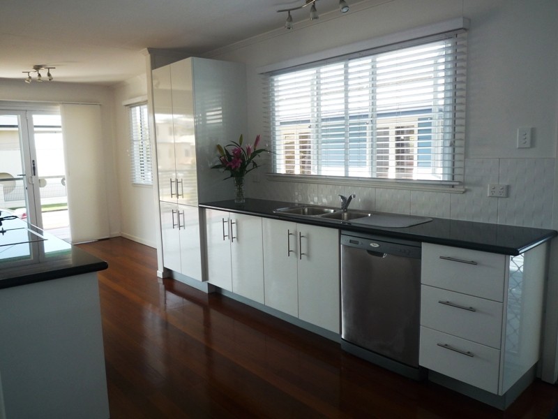 6 Alexander Street, Lota QLD 4179
