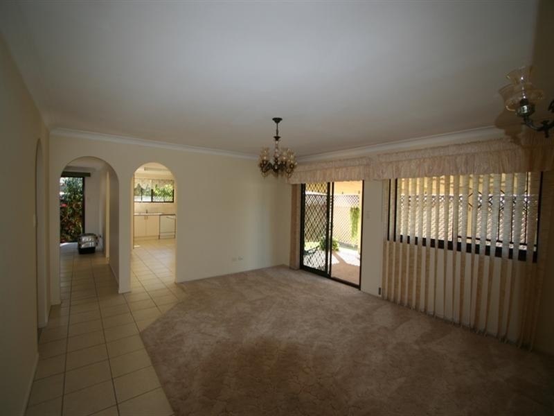 25 Catamaran Street, Manly West QLD 4179