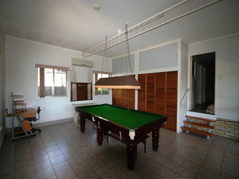 111 Wynnum North Road, Wynnum QLD 4178
