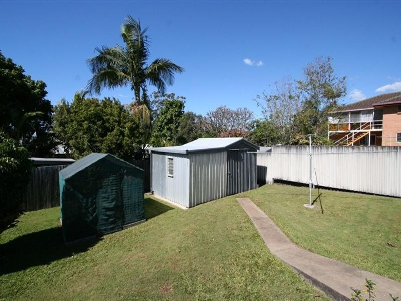 111 Wynnum North Road, Wynnum QLD 4178