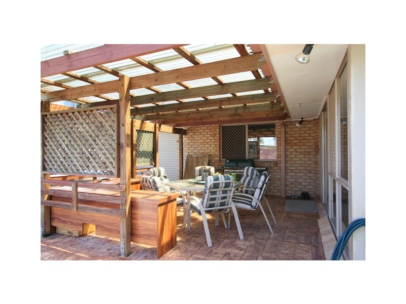 297 Whites Road, Lota QLD 4179