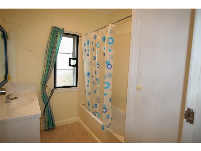 23 Faine Street, Manly West QLD 4179