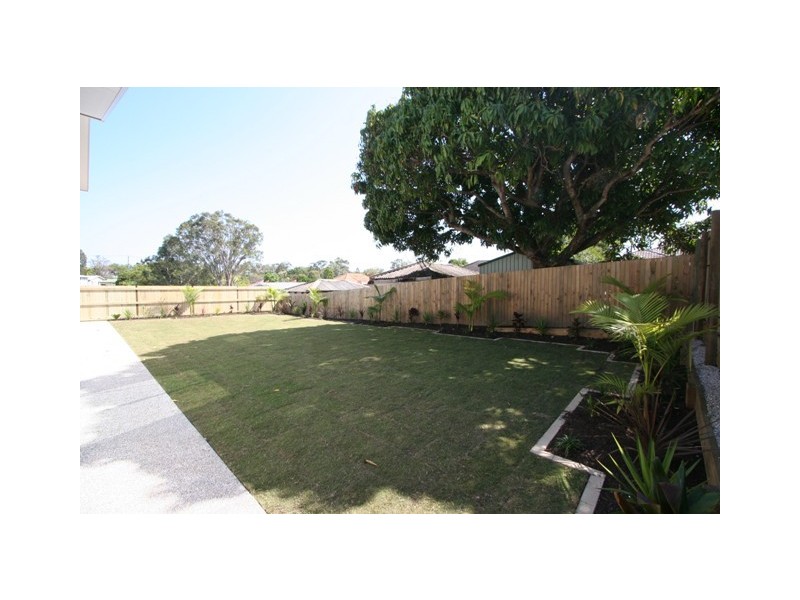 30 Bridgewater Place, Lota QLD 4179