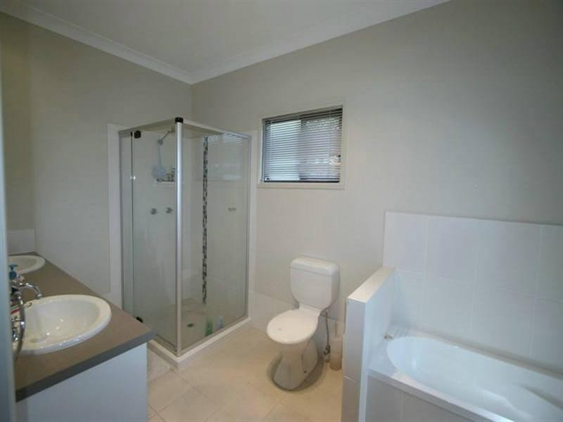 78 Richard Street, Lota QLD 4179