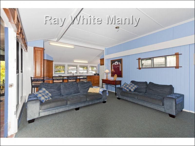 36 Madgwick Street, Wynnum QLD 4178