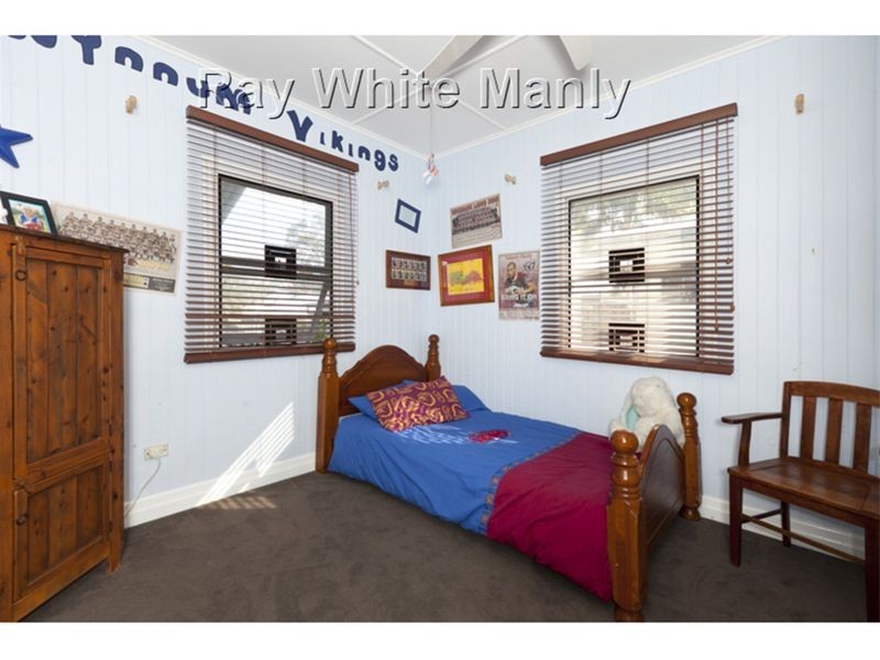36 Madgwick Street, Wynnum QLD 4178