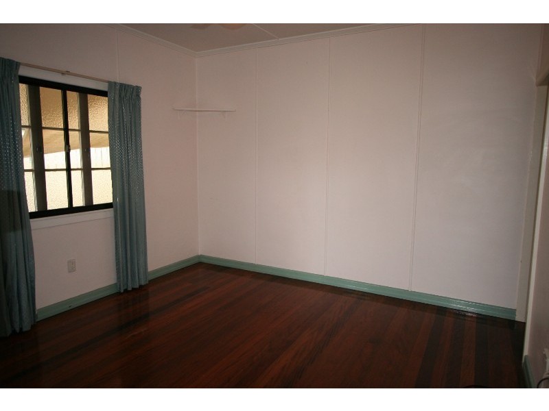 23 Faine Street, Manly West QLD 4179