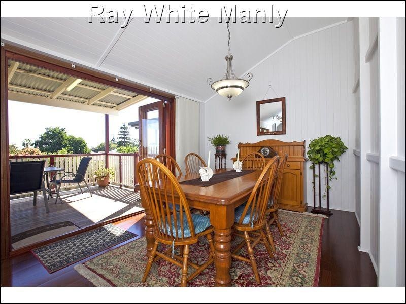 70 Gordon Parade, Manly QLD 4179