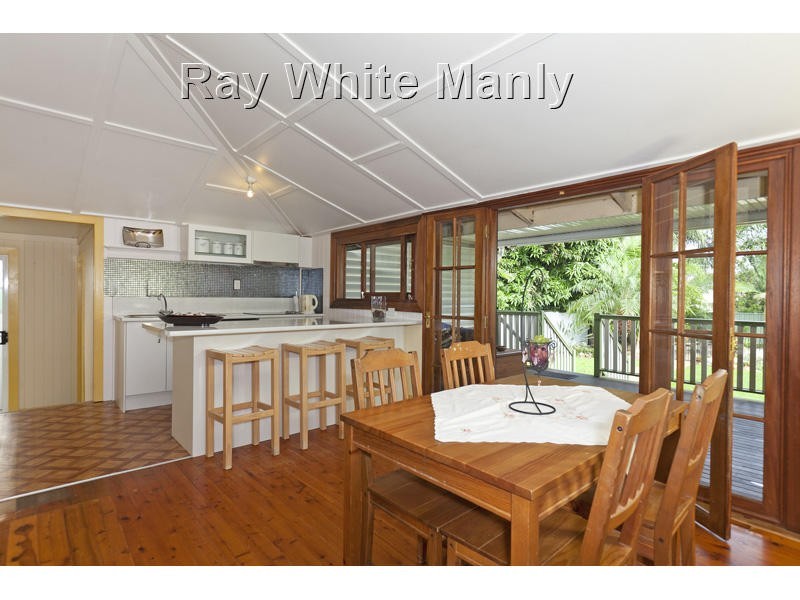 32 Madgwick Street, Wynnum QLD 4178