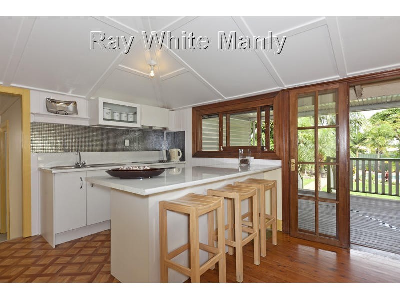 32 Madgwick Street, Wynnum QLD 4178