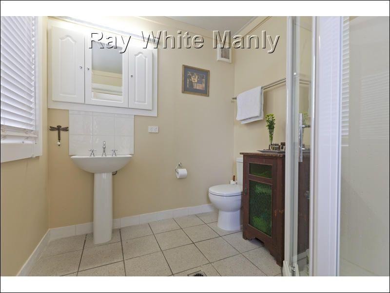 32 Madgwick Street, Wynnum QLD 4178