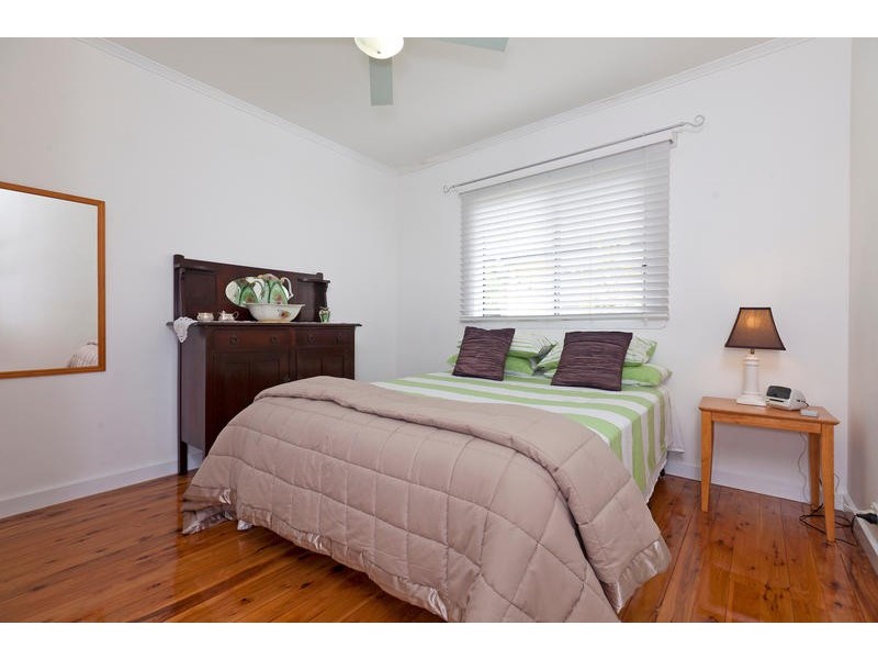 67 Boxgrove Avenue, Wynnum QLD 4178