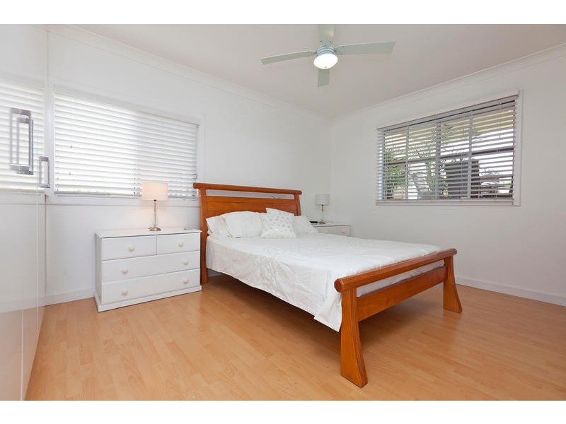 67 Boxgrove Avenue, Wynnum QLD 4178