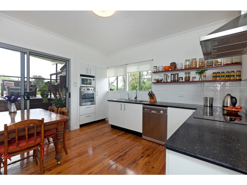 67 Boxgrove Avenue, Wynnum QLD 4178