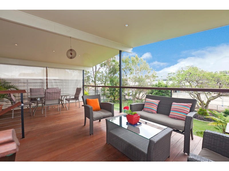 67 Boxgrove Avenue, Wynnum QLD 4178