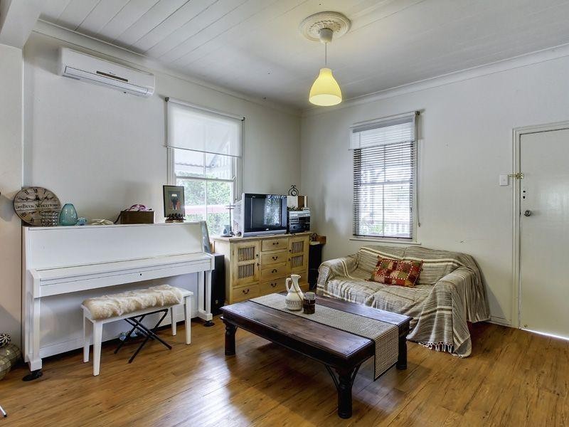 6 Byrneside Terrace, Wynnum QLD 4178