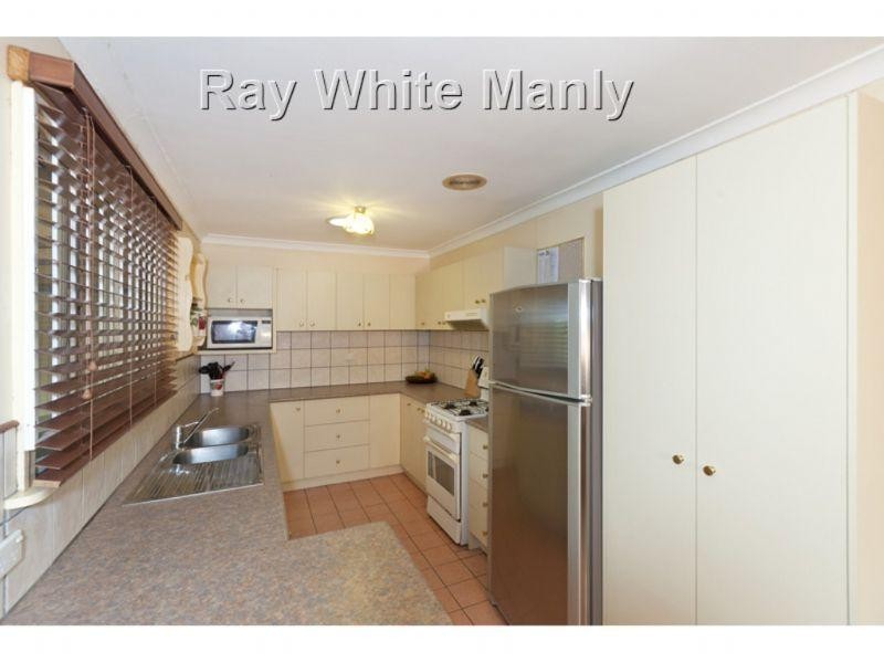 101 Empire Avenue, Manly West QLD 4179