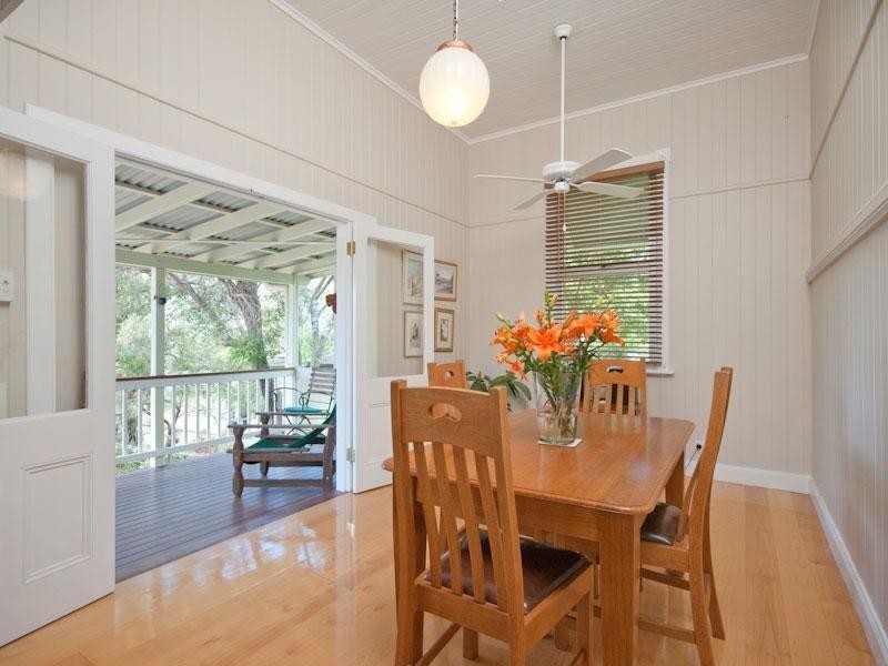 15 Preston Road, Manly West QLD 4179