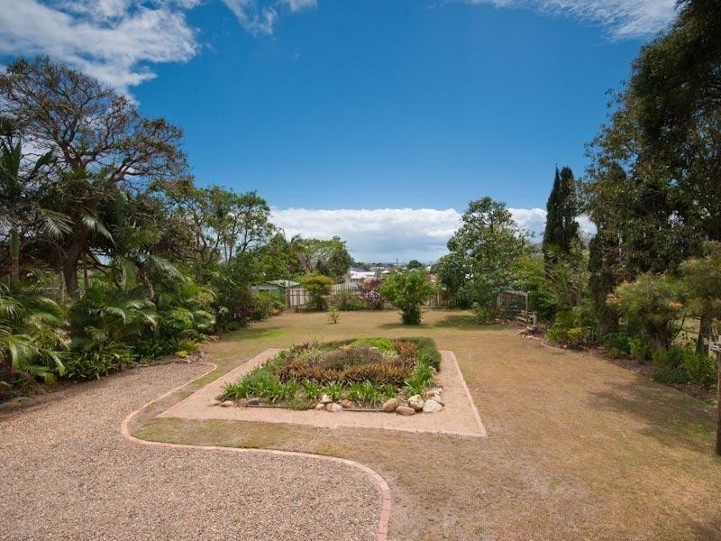 15 Preston Road, Manly West QLD 4179