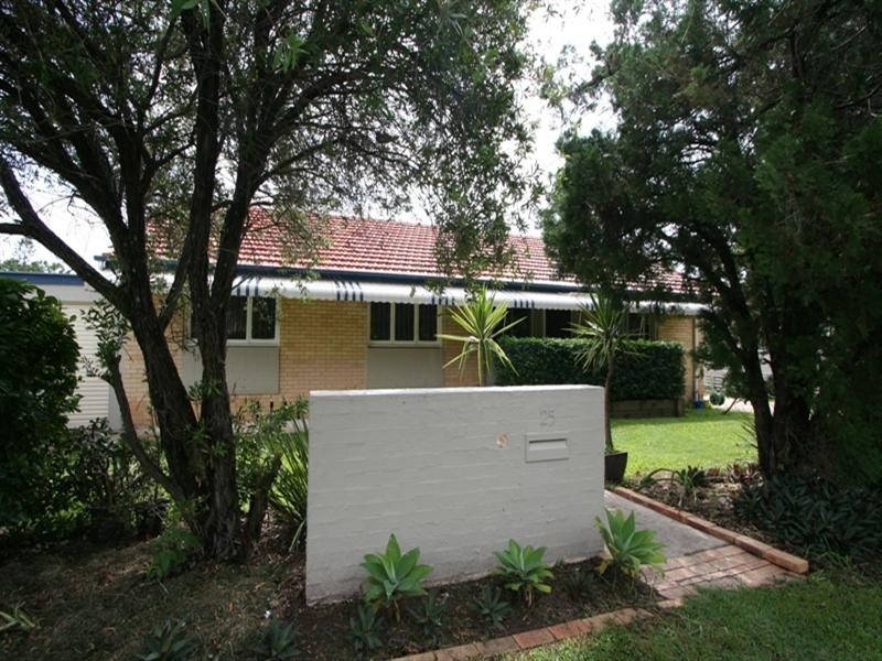 25 Pavlu Street, Wynnum West QLD 4178