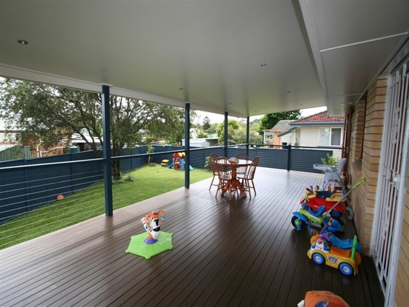 25 Pavlu Street, Wynnum West QLD 4178