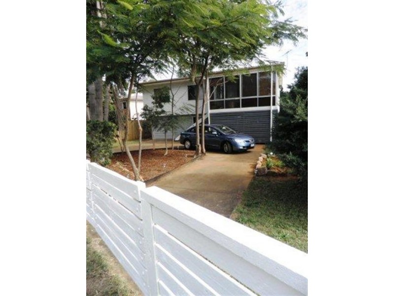 69 Wondall Road, Wynnum West QLD 4178
