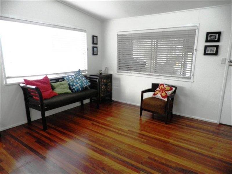 69 Wondall Road, Wynnum West QLD 4178