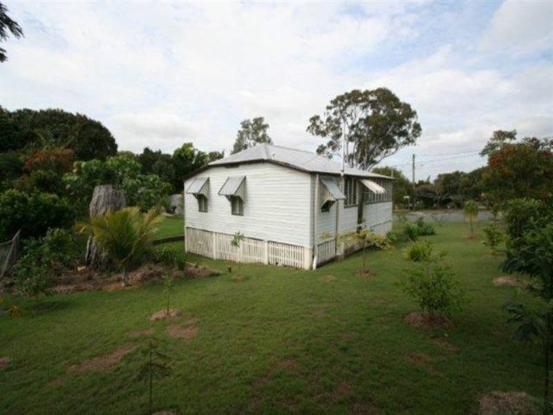 284 Ernest Street, Lota QLD 4179