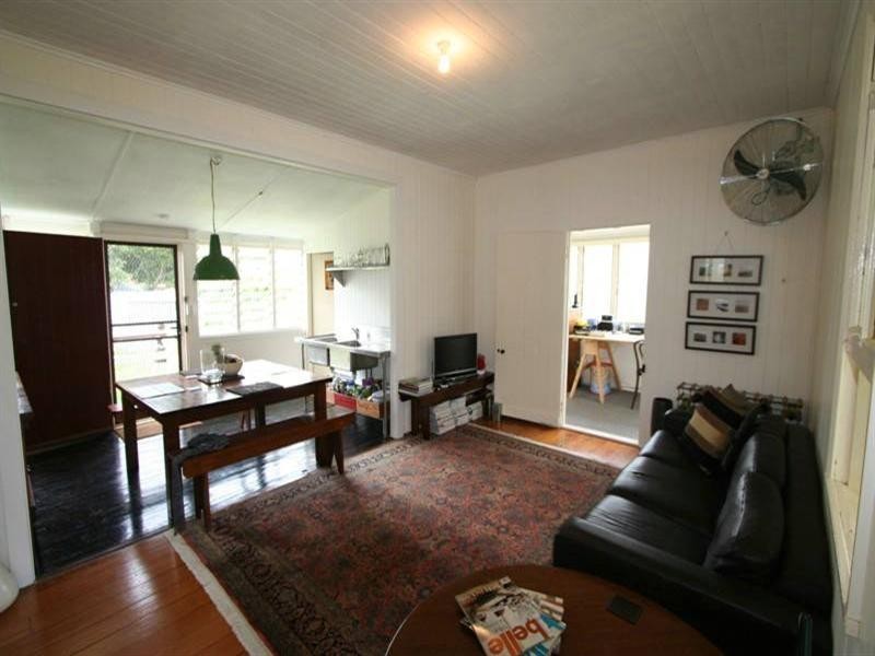 284 Ernest Street, Lota QLD 4179