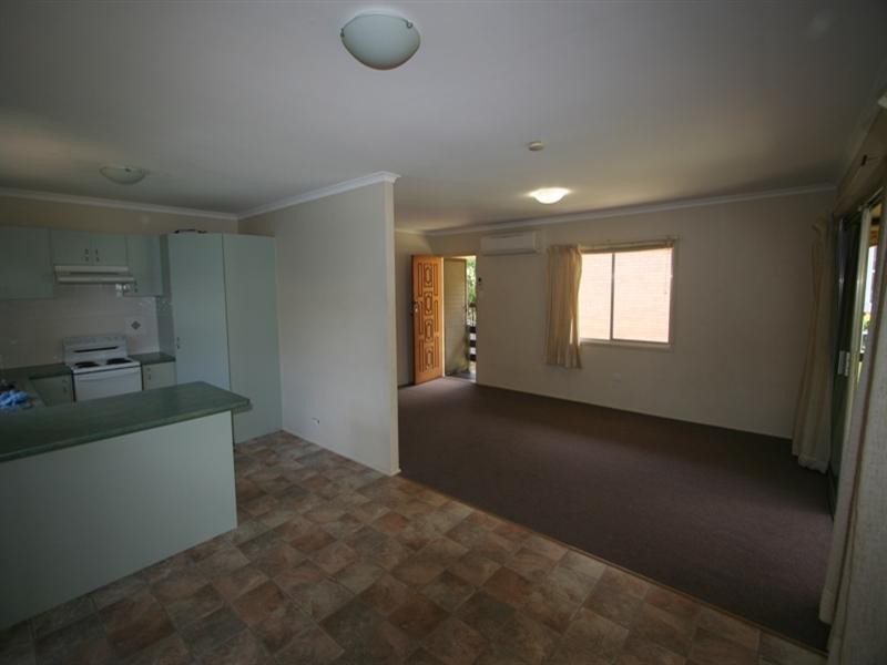 54 Roseberry Parade, Wynnum West QLD 4178