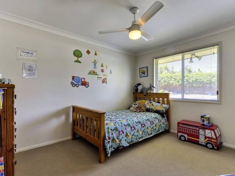 15 Spurs Drive, Wellington Point QLD 4160