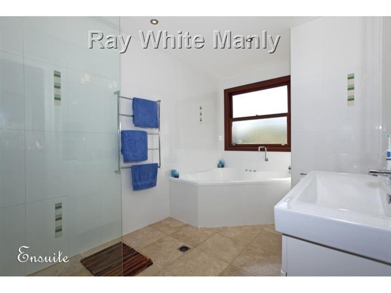 126 Kingsley Terrace, Manly QLD 4179