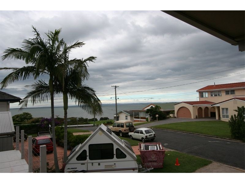 43 Crown Street, Wynnum QLD 4178