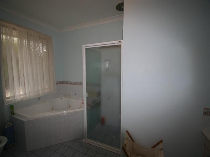 14a Barbecue Street, Belmont QLD 4153