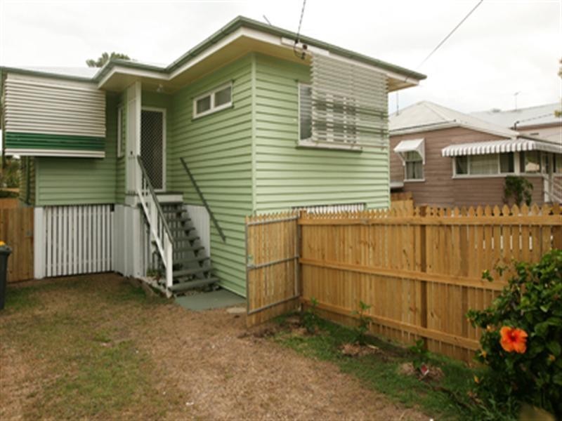 82 Boswell Terrace, Manly QLD 4179