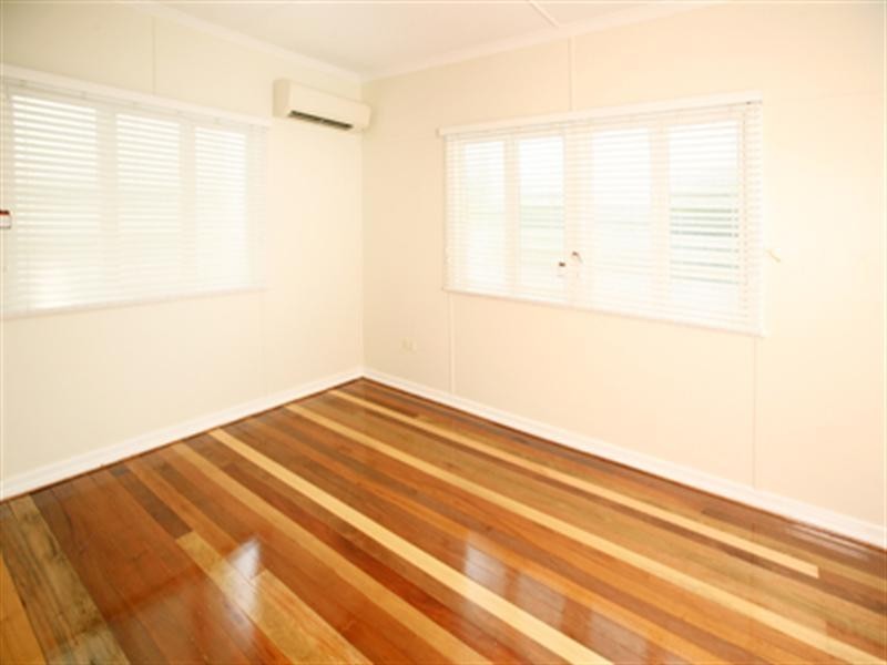 82 Boswell Terrace, Manly QLD 4179